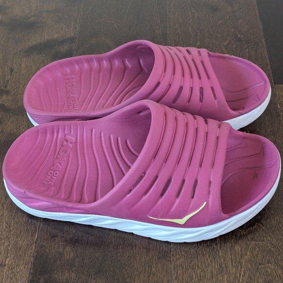 Hoka One One Ora Recovery Slide Sandals – Pink, Men’s 7 / Women’s 9, Used - Picture 3 of 9